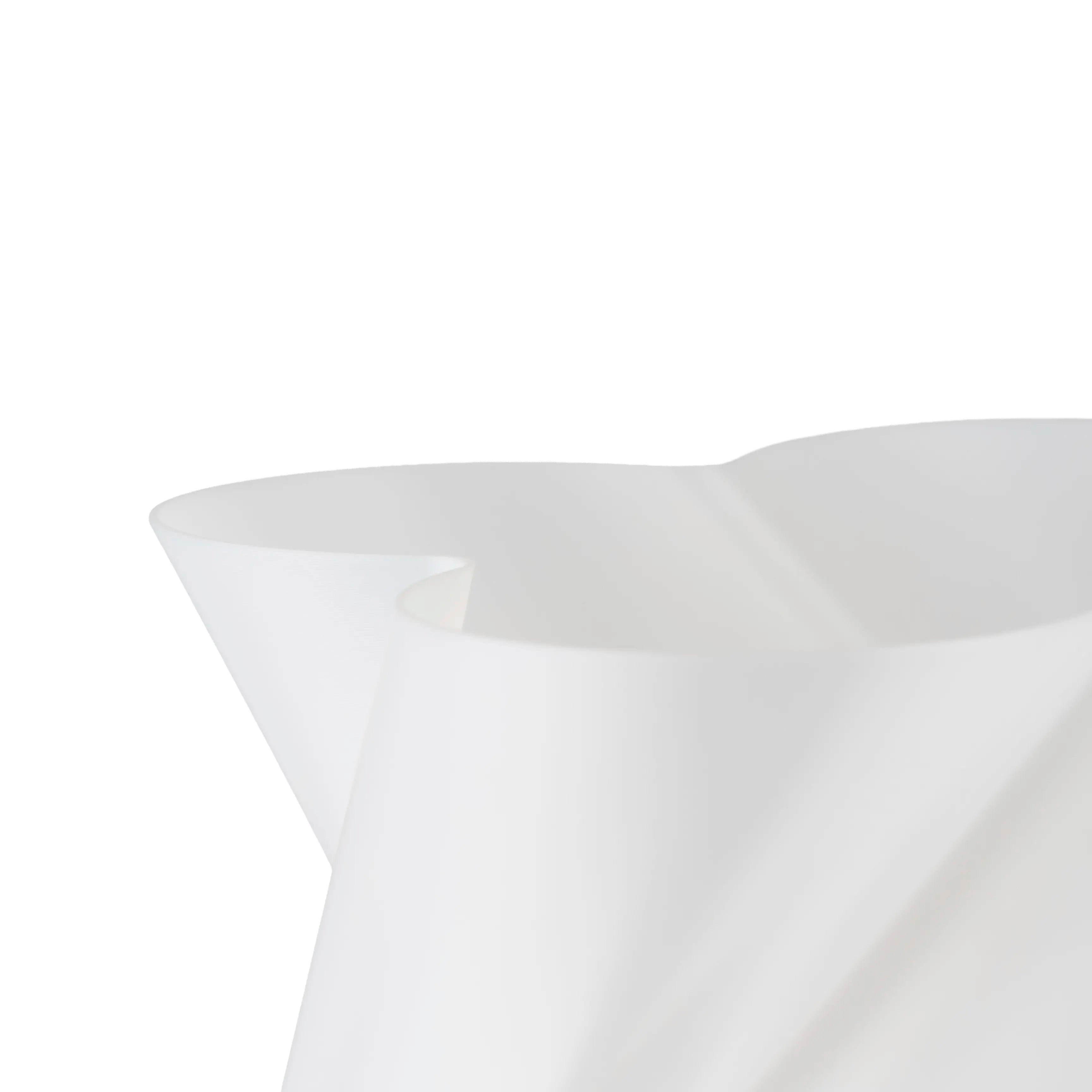 Gros plan sur le diffuseur torsadé de la lampe blanche — détail texture PLA biosourcé — LUMY PARIS