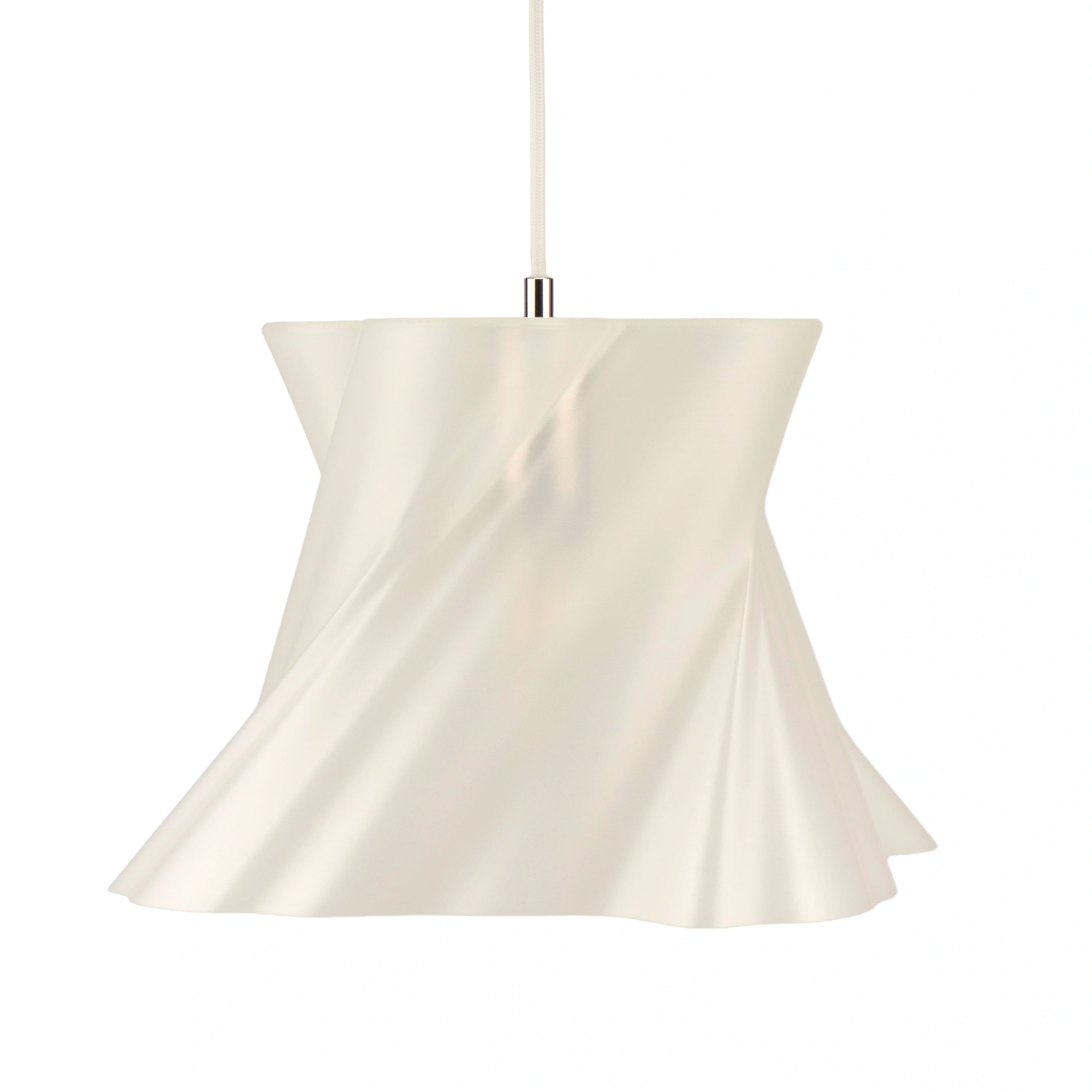 Grande suspension crème design sur fond blanc — lustre made in France — LUMY PARIS