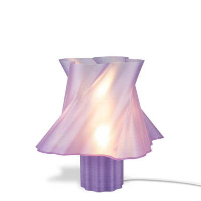 Lampe violette moyenne taille mise en situation — luminaire made in France — LUMY PARIS