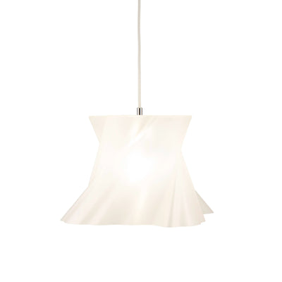 Suspension crème vue de trois-quarts sur fond blanc — lustre contemporain made in France — LUMY PARIS