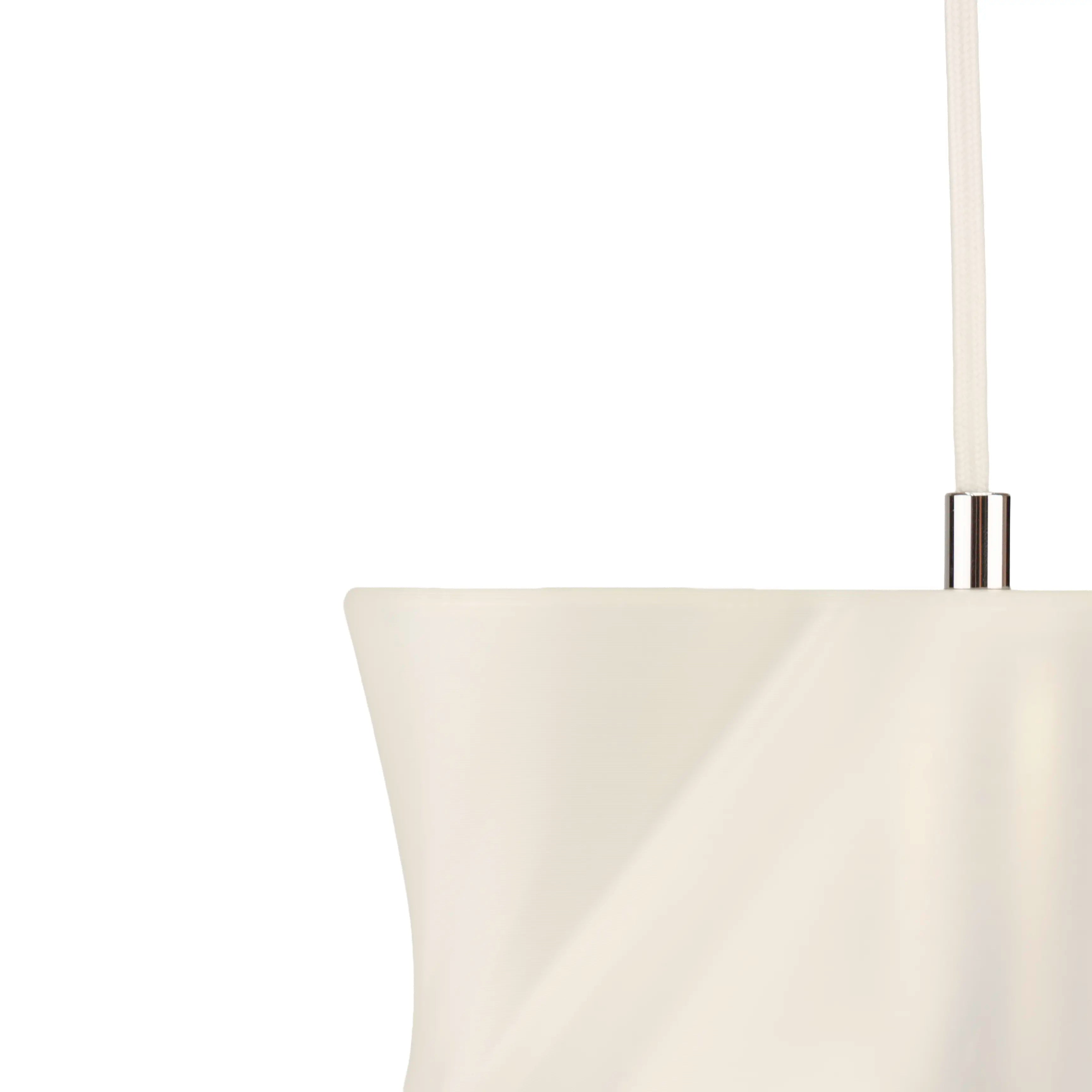 Suspension crème dans un intérieur design — lustre made in France — LUMY PARIS