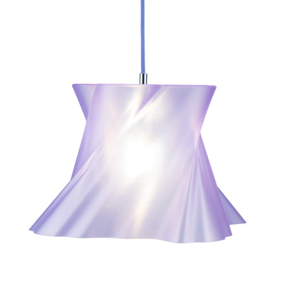 Grande suspension violette prune allumée, détail lumière — lustre made in France — LUMY PARIS