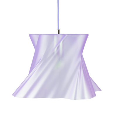 Grande suspension violette mauve sur fond blanc — lustre made in France — LUMY PARIS